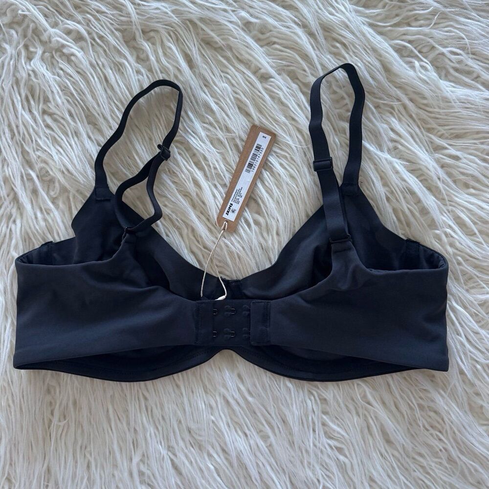 Skims Fits Everybody Unlined Demi Bra Onyx Size 40B - Picture 4 of 5